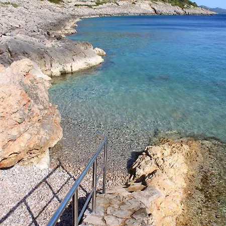 Apartment With A Parking Space Losinj, Losinj - 21616 *