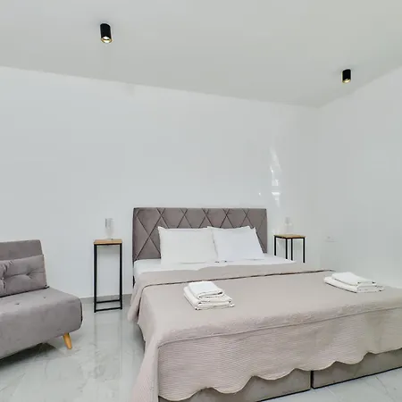 With A Parking Space Losinj, Losinj - 21616 *