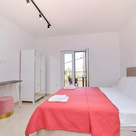 With A Parking Space Losinj, Losinj - 21616 Apartment