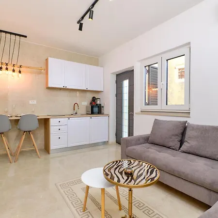 With A Parking Space Losinj, Losinj - 21616 مالي لوشينغْ