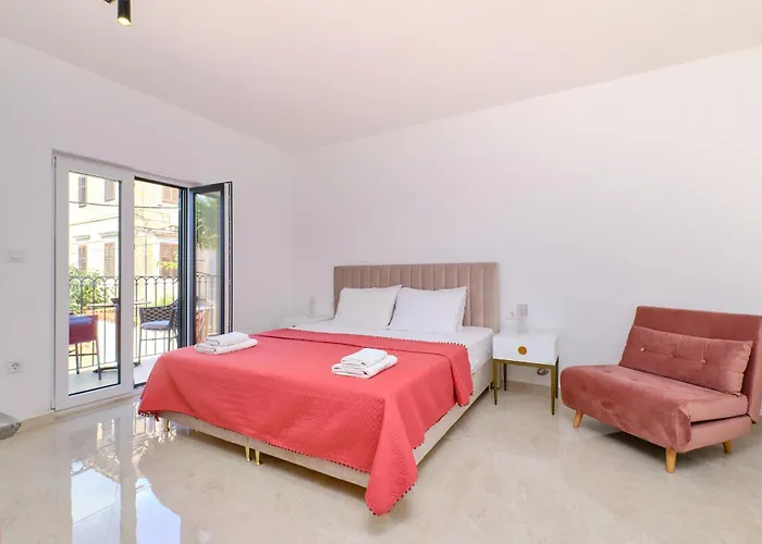 Apartment With A Parking Space Losinj, Losinj - 21616 Mali Losinj